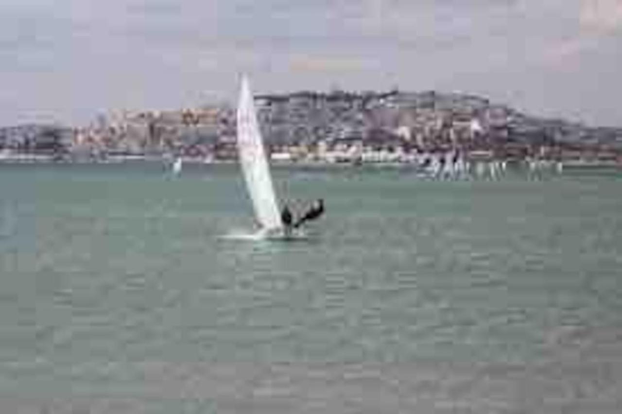 Paleo Faliro Athens Fully Equipped 2 Bedrooms 90 Sqm Big Apartment 200M To Free Beach Exteriör bild