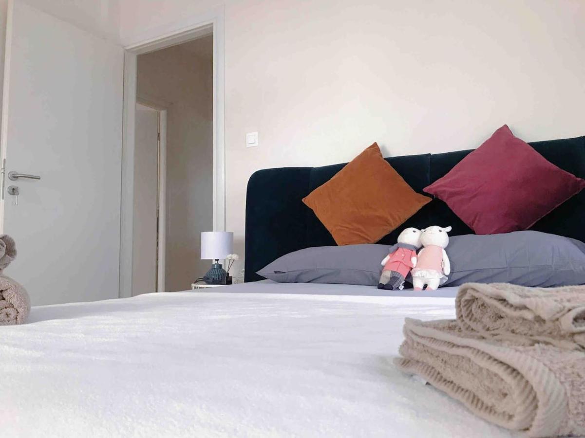 Paleo Faliro Athens Fully Equipped 2 Bedrooms 90 Sqm Big Apartment 200M To Free Beach Exteriör bild